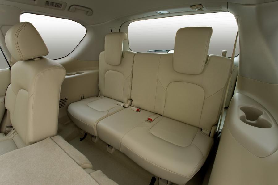  Nissan Patrol 2010 года  (фото 81 из 118)